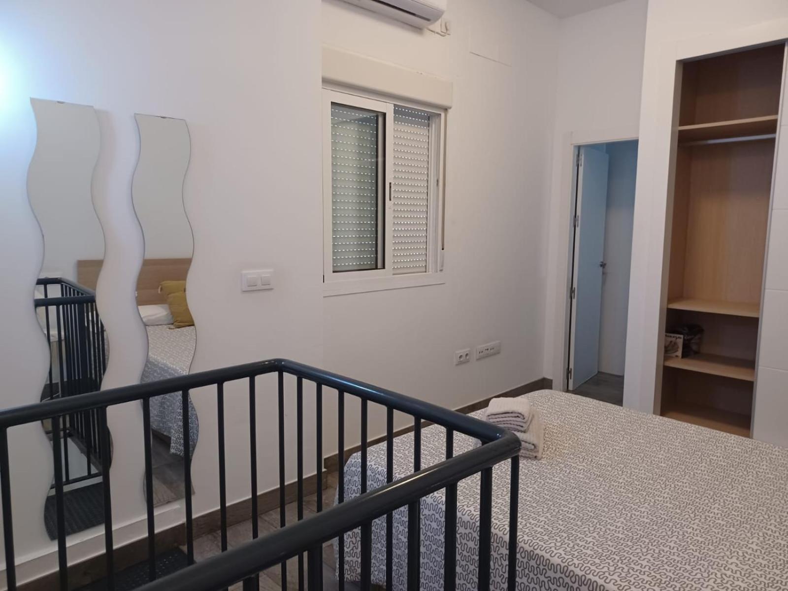 Apartamento En El Casco Antiguo En Plena Alameda Sevilla Exteriér fotografie